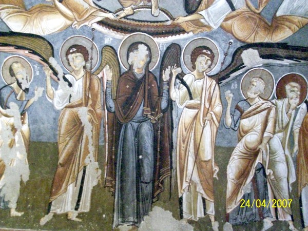 karanlik-kilise3